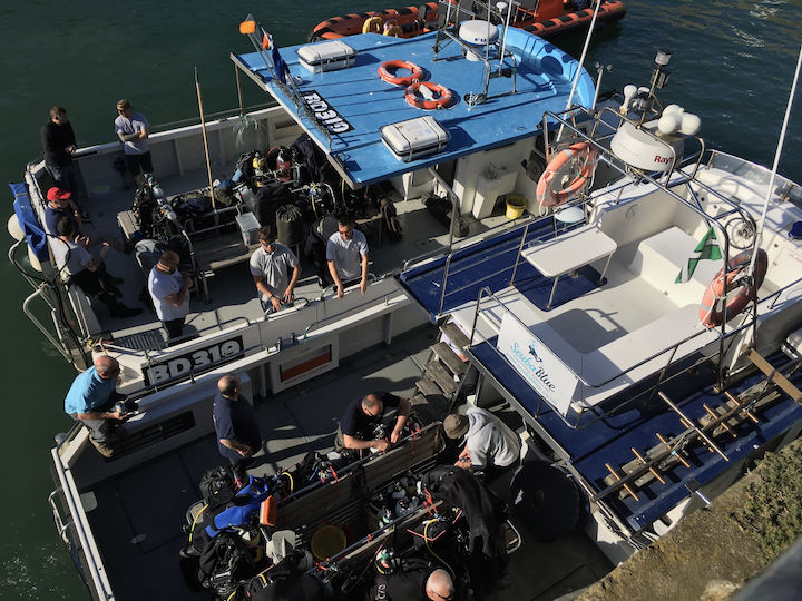 Divers preparing kit alongside Ilfracombe pier © Robert Irving
